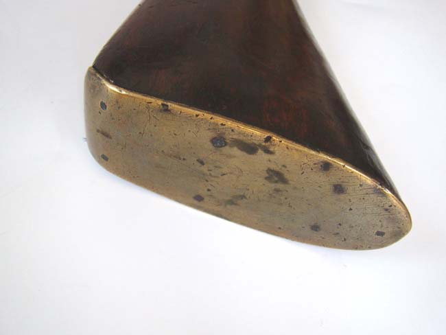 An English Queen Anne period  brass barreled flintlock sea service blunderbuss by Thomas Green dated 1708. — image 8